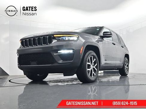 Used 2024 Jeep Grand Cherokee Limited w/ Trailer Tow Package AWD/4WD image 51