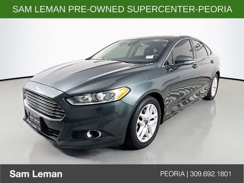 Used 2015 Ford Fusion SE w/ Equipment Group 202A FWD image 3