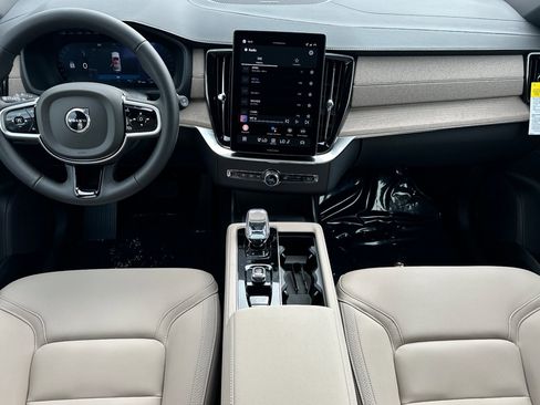 New 2026 Volvo XC90 B6 Plus image 11