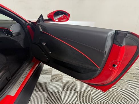Used 2021 Ferrari Roma RWD image 22