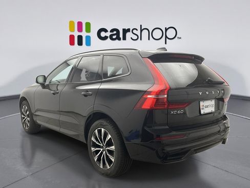 Used 2025 Volvo XC60 B5 Plus AWD/4WD image 3