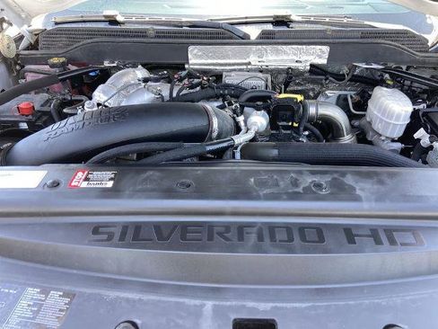 Used 2018 Chevrolet Silverado 2500 High Country w/ Duramax Plus Package AWD/4WD image 25