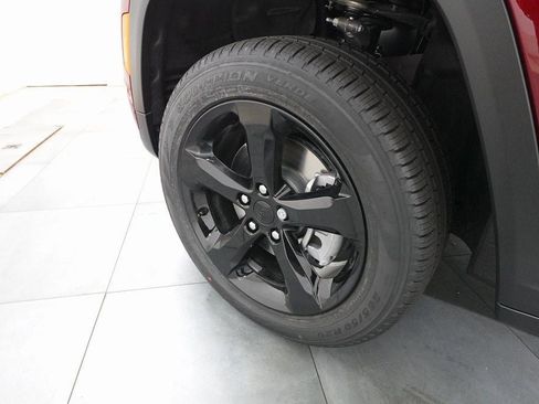 New 2025 Jeep Grand Cherokee L Limited w/ Luxury Tech Group II image 30