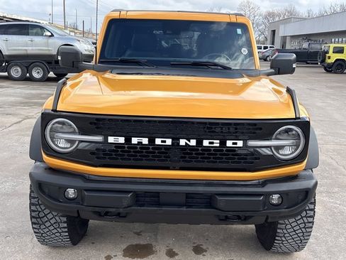 Used 2022 Ford Bronco Wildtrak image 10