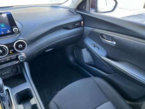 Used 2025 Nissan Sentra SV image 31