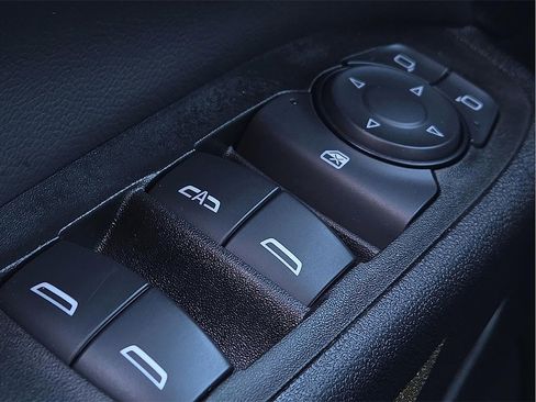 Used 2024 Chevrolet Equinox LT image 14