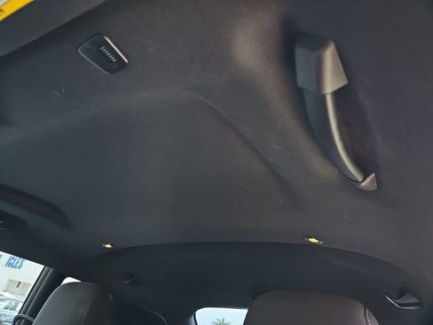 Used 2022 Dodge Challenger GT RWD image 27