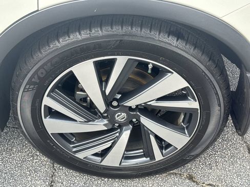 Used 2018 Nissan Murano Platinum w/ Cargo Package FWD image 19
