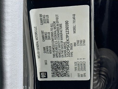 Used 2023 Chevrolet Colorado LT w/ LT Convenience Package II image 12