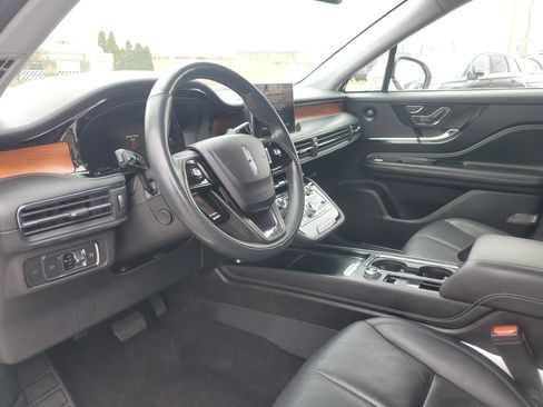 Used 2022 Lincoln Corsair Reserve w/ Equipment Group 201A image 12