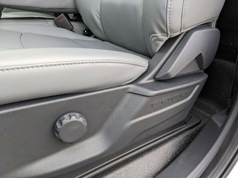 New 2026 Ford F550 4x4 Regular Cab Super Duty image 16