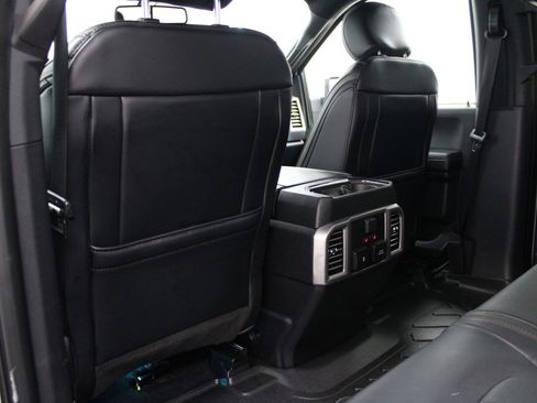 Used 2019 Ford F150 Platinum w/ Equipment Group 701A Luxury AWD/4WD image 15