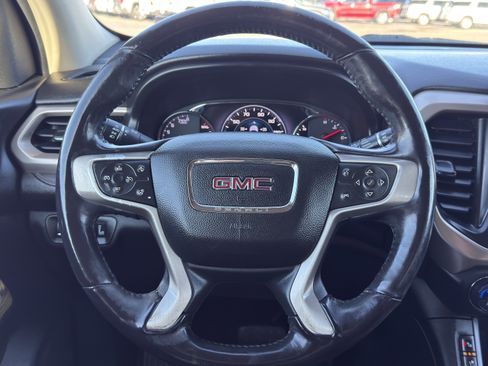 Used 2017 GMC Acadia Denali image 32