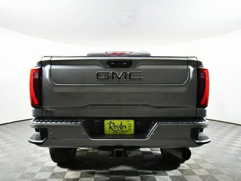 Used 2024 GMC Sierra 3500 Denali Ultimate image 12