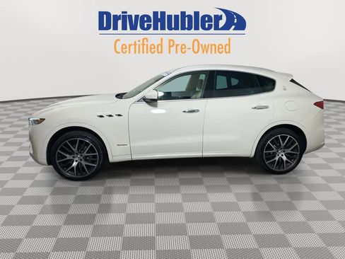 Used 2020 Maserati Levante GranLusso image 5