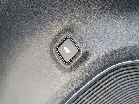 Used 2023 Acura MDX FWD w/ Technology Package image 18