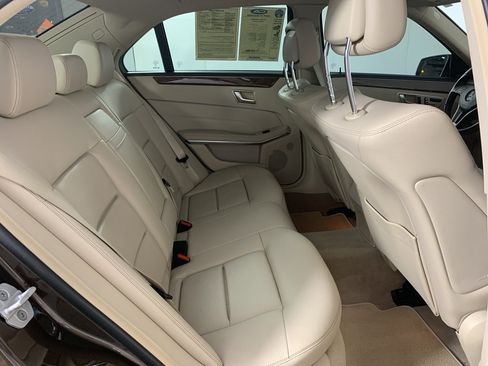 Used 2014 Mercedes-Benz E 350 Luxury image 39