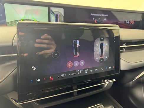 New 2026 Lincoln Nautilus Premier w/ Equipment Group 102A image 45