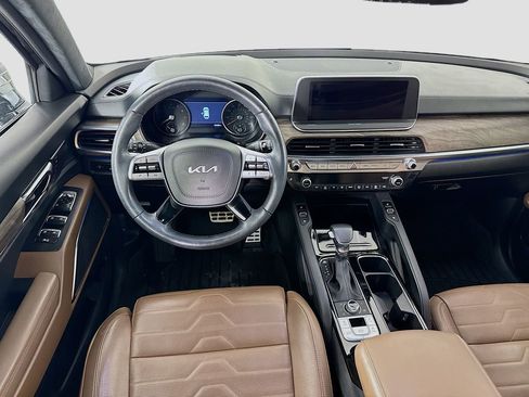 Used 2022 Kia Telluride SX w/ SX Prestige Package image 24