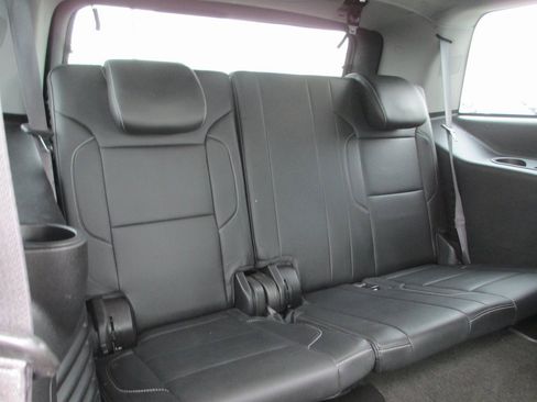 Used 2017 Chevrolet Tahoe LT w/ LT Signature Package image 24