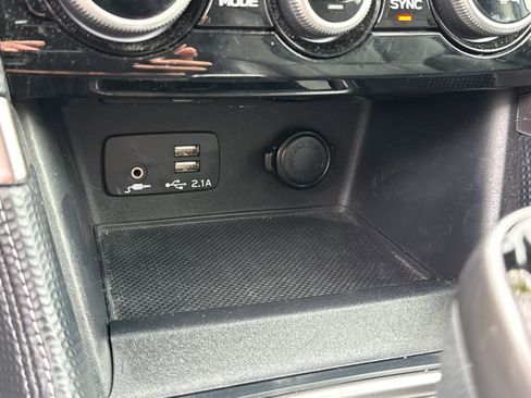 Certified 2022 Subaru Forester Limited w/ Popular Package #3 image 19