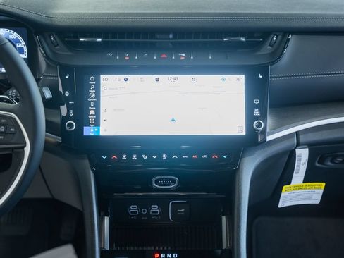 New 2026 Jeep Grand Cherokee Limited AWD/4WD image 23
