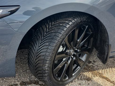 Used 2023 MAZDA MAZDA3 s image 32