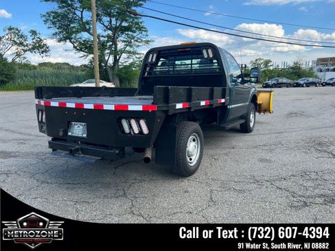 Used 2011 Ford F250 XL w/ Snow Plow Prep Pkg AWD/4WD image 7