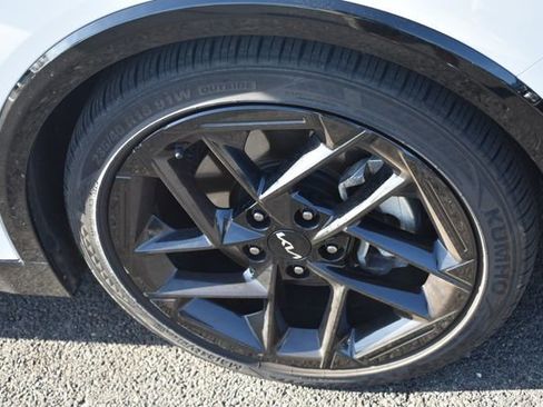 Used 2025 Kia K4 GT-Line Turbo FWD image 11