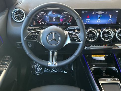 Certified 2025 Mercedes-Benz GLA 250 image 13