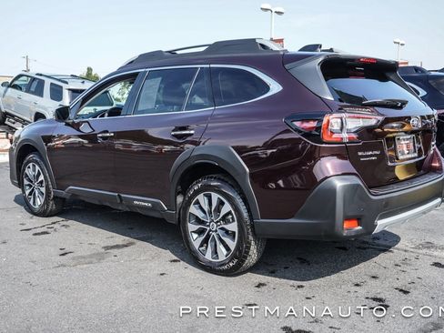 Used 2025 Subaru Outback Touring XT image 18