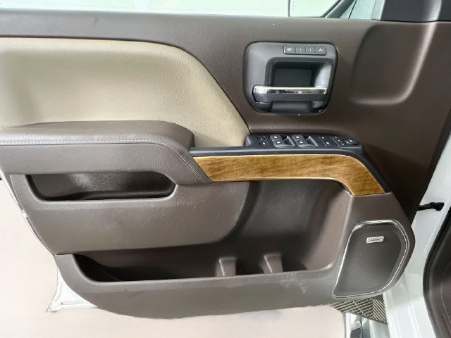 Used 2018 Chevrolet Silverado 1500 LTZ w/ Sport Package AWD/4WD image 29