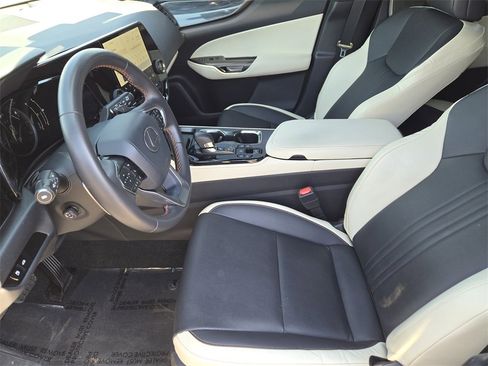 Used 2024 Lexus NX 350 AWD image 13