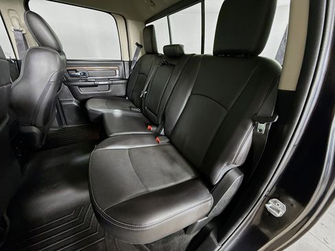 Used 2016 RAM 1500 Laramie w/ Convenience Group image 29