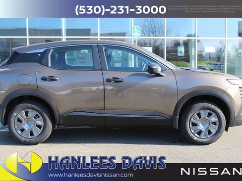 New 2026 Nissan Kicks S image 6