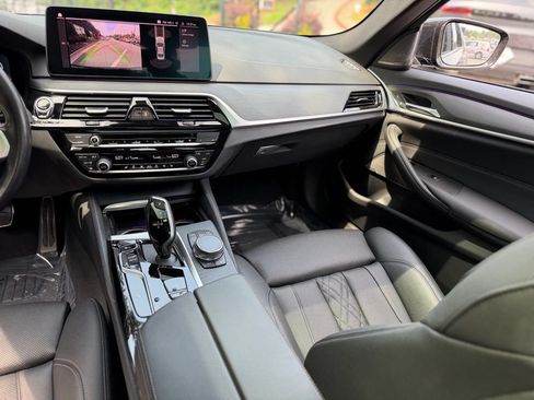 Used 2023 BMW 530i w/ M Sport Package RWD image 44