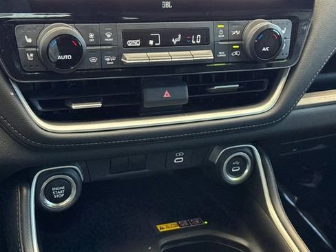 Certified 2024 Toyota Grand Highlander Limited image 26