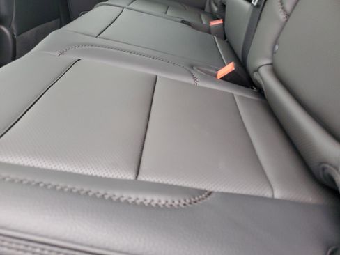 New 2026 GMC Sierra 2500 Denali w/ Denali Reserve Package image 32