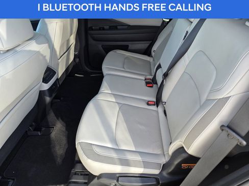 Used 2022 Nissan Pathfinder SL w/ Lighting Package (N92) image 17