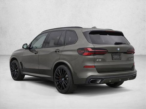 Used 2024 BMW X5 sDrive40i w/ M Sport Package RWD image 5