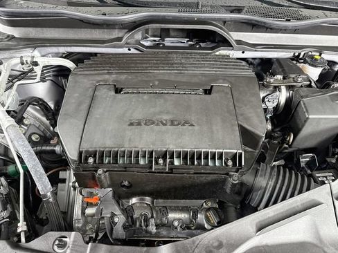 Used 2025 Honda Pilot EX-L image 31