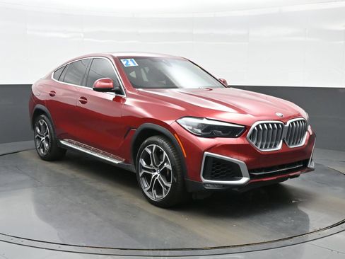 Used 2021 BMW X6 sDrive40i w/ Luxury Seating Package 2 RWD image 11