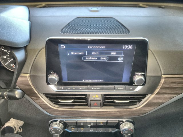 Used 2024 Nissan Altima 2.5 SV FWD image 18