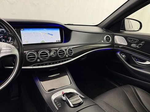Used 2017 Mercedes-Benz S 550 4MATIC Sedan image 22