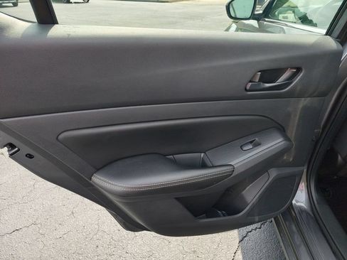 Used 2024 Nissan Altima 2.5 SV FWD image 22