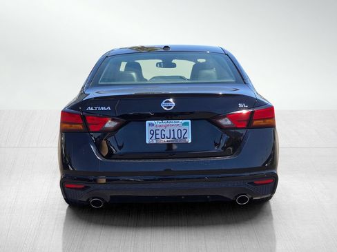 Used 2019 Nissan Altima 2.5 SL FWD image 5