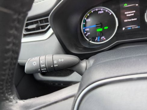 Used 2019 Toyota RAV4 XLE image 22