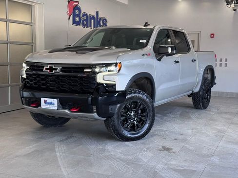 Certified 2022 Chevrolet Silverado 1500 ZR2 w/ Technology Package image 2