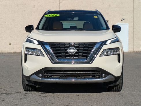 Used 2022 Nissan Rogue Platinum w/ Head-Up Display Package image 2