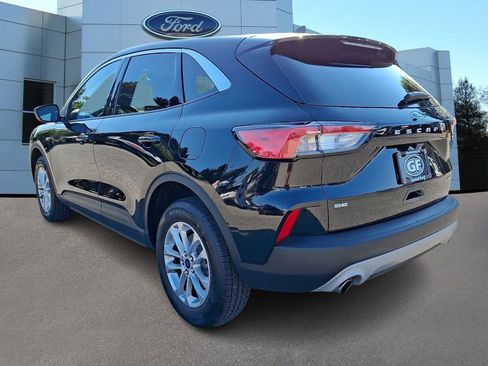 Certified 2022 Ford Escape SE w/ Convenience Package image 5